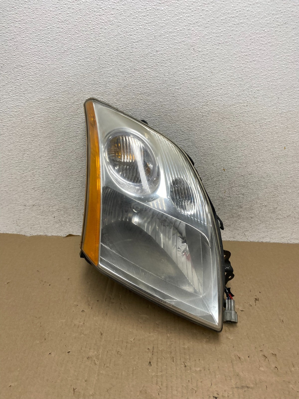 2007-2009 Nissan Sentra Halogen Right Passenger RH Side Headlight TYC AG6915 DW0