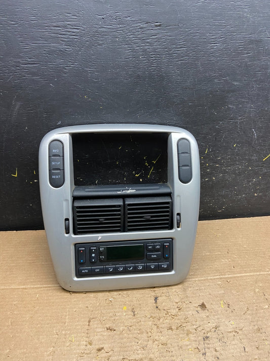 2002 to 2003 Ford Explorer Radio Dash Bezel Climate Control Air Vent x1129 DG0