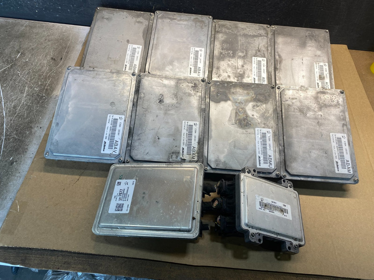 Mix of 10 Chevrolet ECM Engine Computer Module AG72221