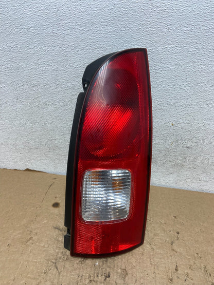 2001 to 2002 Nissan Quest Right Passenger Rh Side Tail Light AF9483 DW0