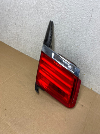 2009-2012 BMW 7-Series F01 F02 750i 750Li Left Driver Inner Tail Light O6686 DW1