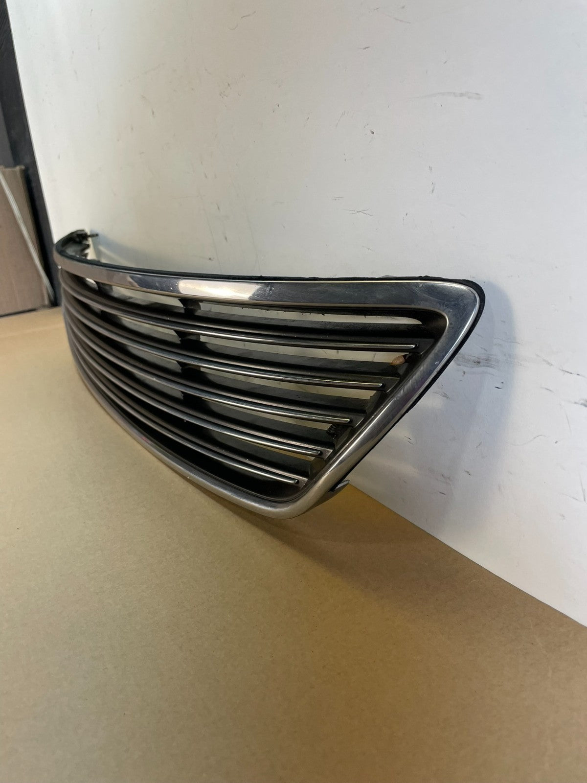 2005 2006 Lexus ES330 Front Upper Grill Grille AI3969 DW1