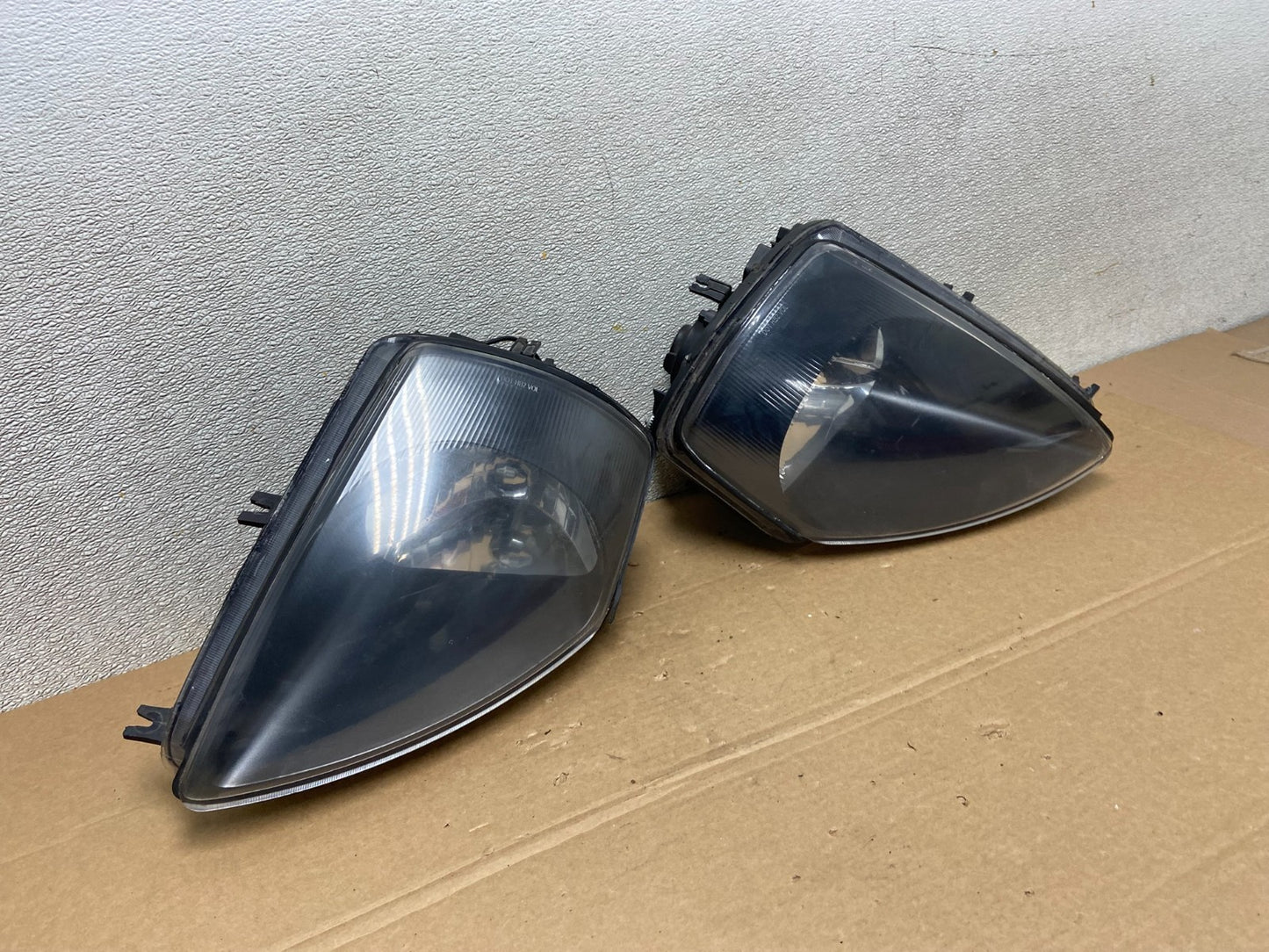 2000-2005 Mitsubishi Eclipse Left+Right Set Halogen Headlights AB3497 DW2