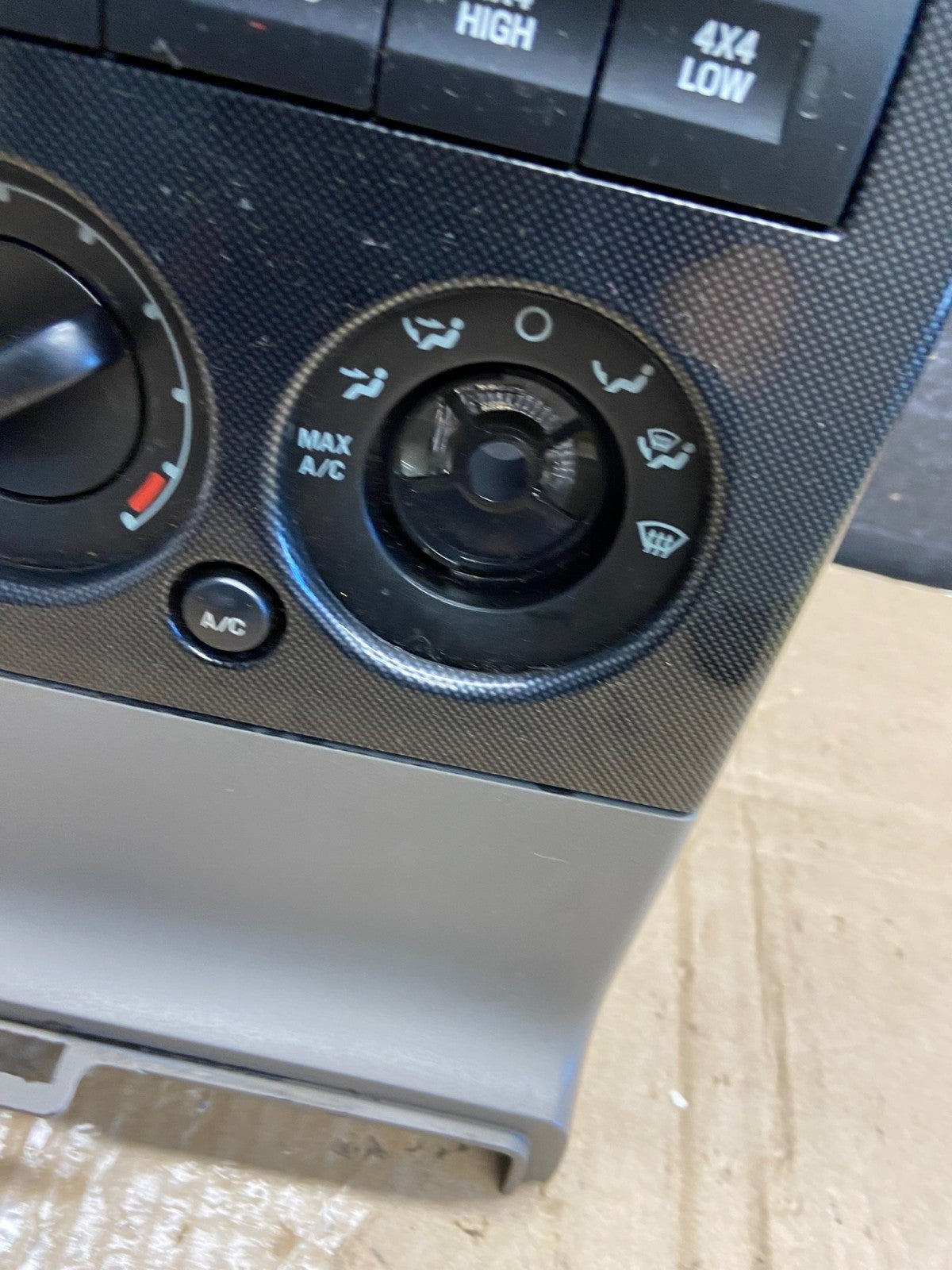 2006 - 2010 Ford Explorer Radio Heater Climate A/C Control Bezel Trim AE1968 DG1