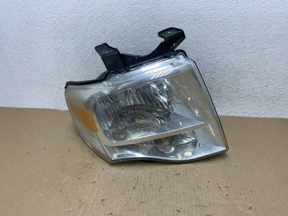 2007 to 2014 Ford Expedition Right Passenger RH side Headlight Halogen AG6966 DW0