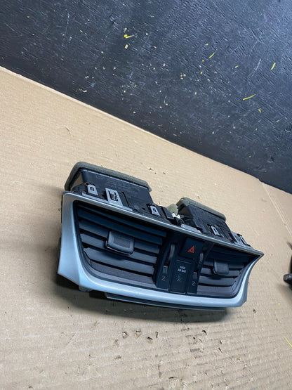 2013 to 2015 Nissan Sentra Air Vents Top Dash Center W/Hazzard Switch S2906 DG2