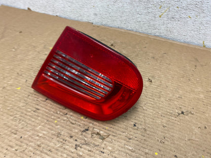2007 2008 2009 2011 Volkswagen Eos Right Passenger Rh Tail Light inner O1942 DG1