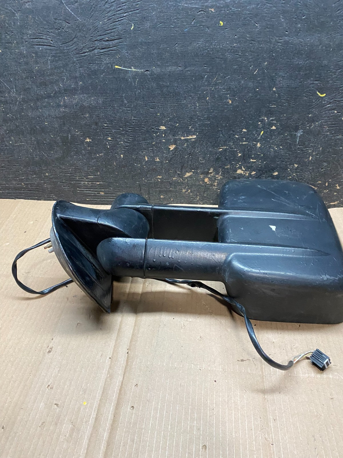 2007 - 2013 Chevrolet Silverado Sierra Left Driver LH Mirror OEM W722 MS3