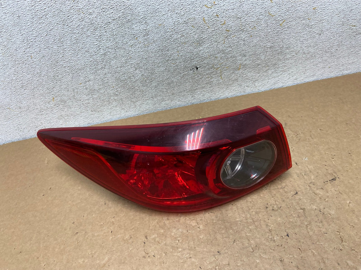 2014 2015 2016 Mazda 3 Left Driver LH Side Tail Light AI3724 LK0