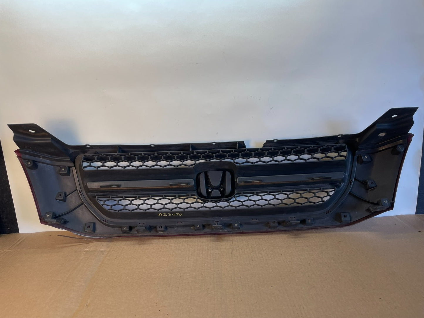 2003 2004 2005 Honda Pilot Front Upper Grill Grille AG3070 DG5