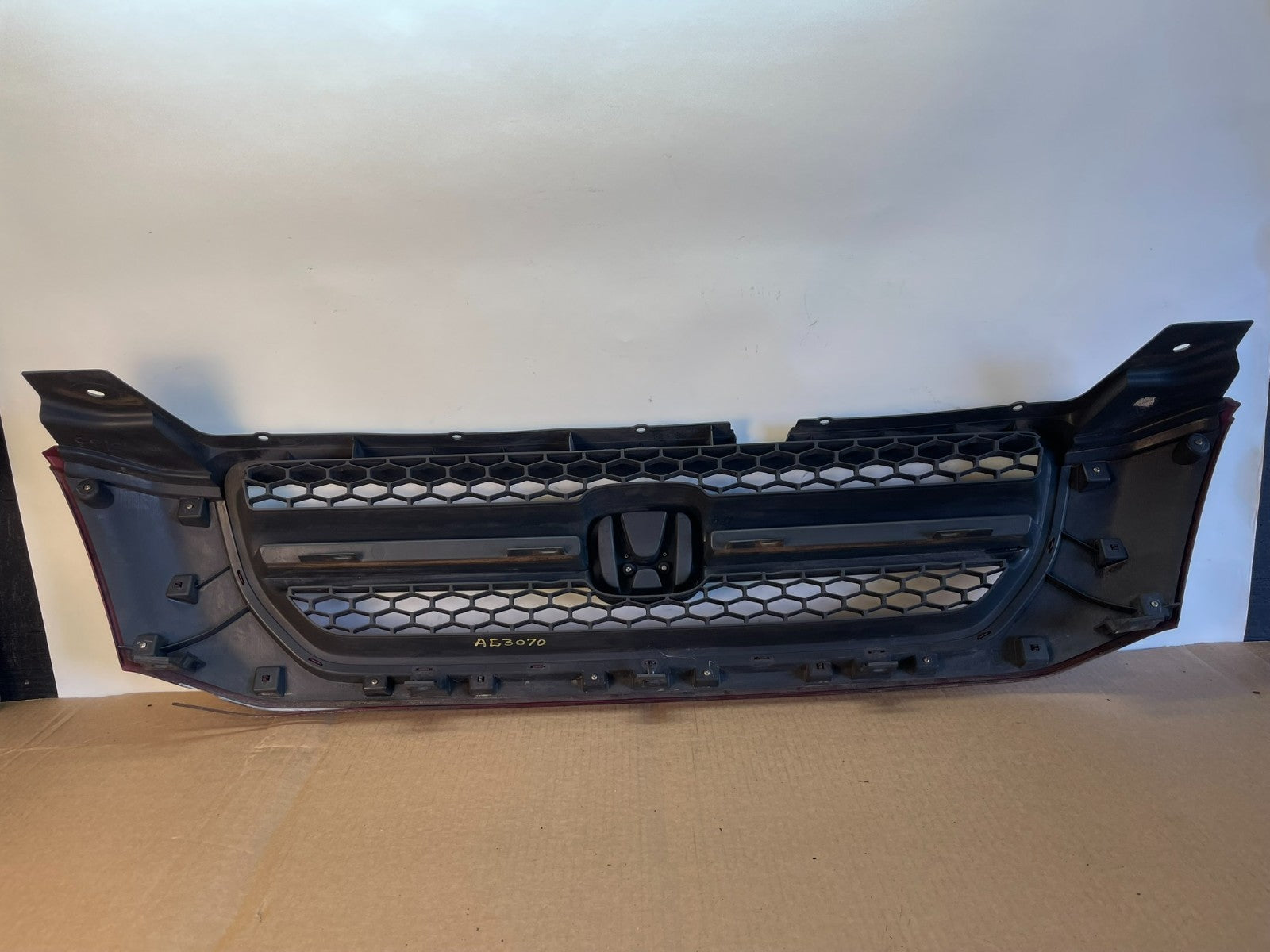 2003 2004 2005 Honda Pilot Front Upper Grill Grille AG3070 DG5