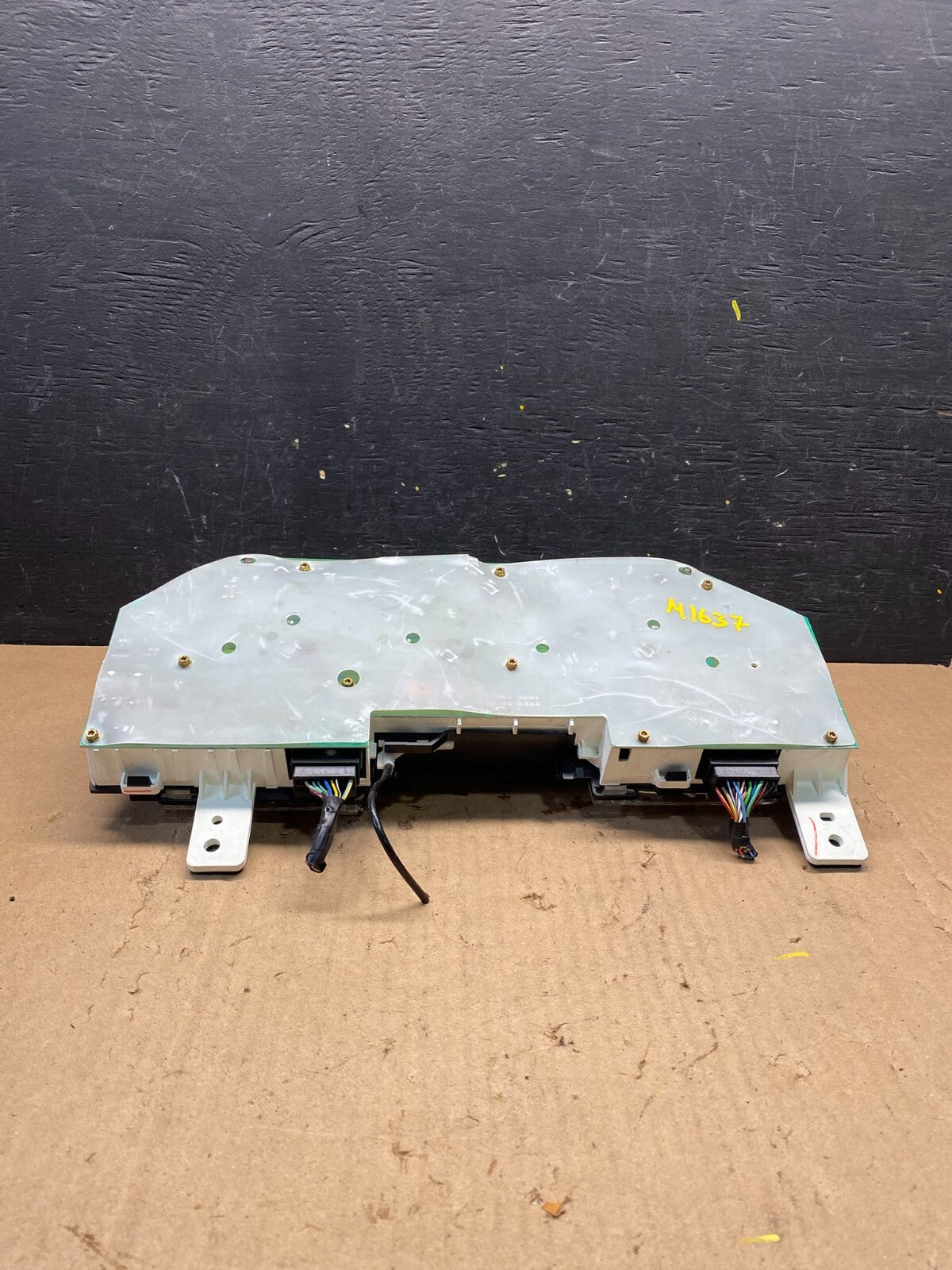 2004 2005 Ford Explorer Speedometer Cluster Gauge M1637 PS6