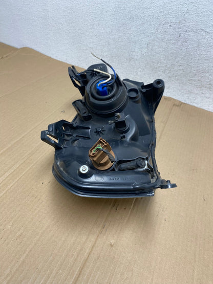 2005 - 2006 Mazda Tribute Left Driver LH Halogen Headlight AE8907 LK9