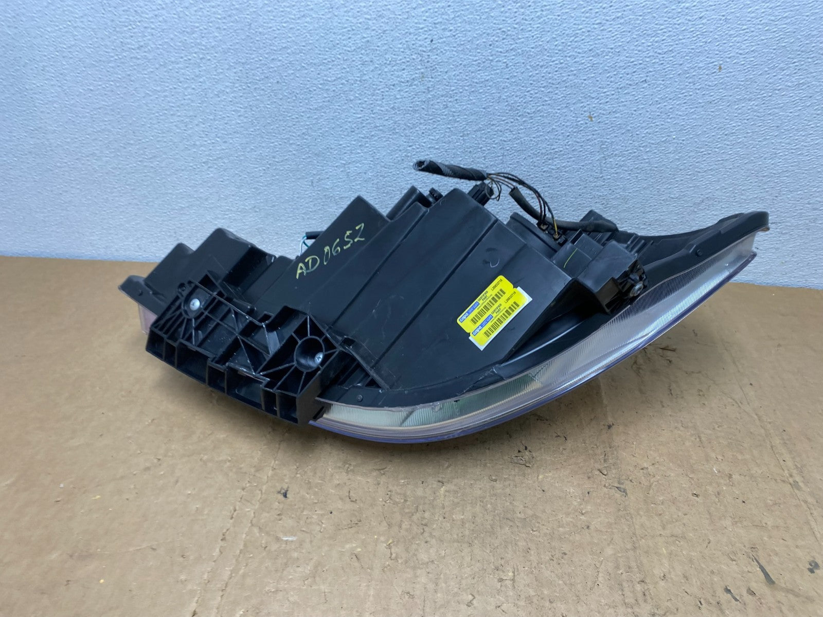 2008 to 2012 Nissan Versa Headlight Right Passenger Rh Side DEPO AD0652 DW8
