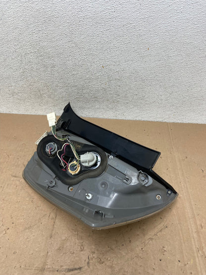 2010 2011 Toyota Prius Tail Light Left Driver LH Side AG5327 LK7