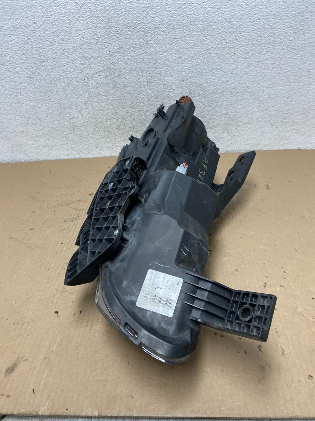 2013 to 2016 Dodge Dart Left Driver LH Halogen Black Headlight AF3210 DW8