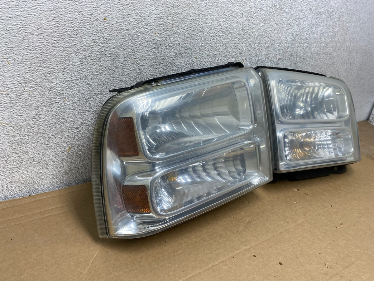 2005-2007 Ford F-250 F250 Super Duty Left+Right Side Headlights AH8200 DW1