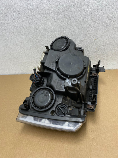 2006-2009 Land Rover Range Rover Right Passenger Xenon Headlight AG1982 DW10