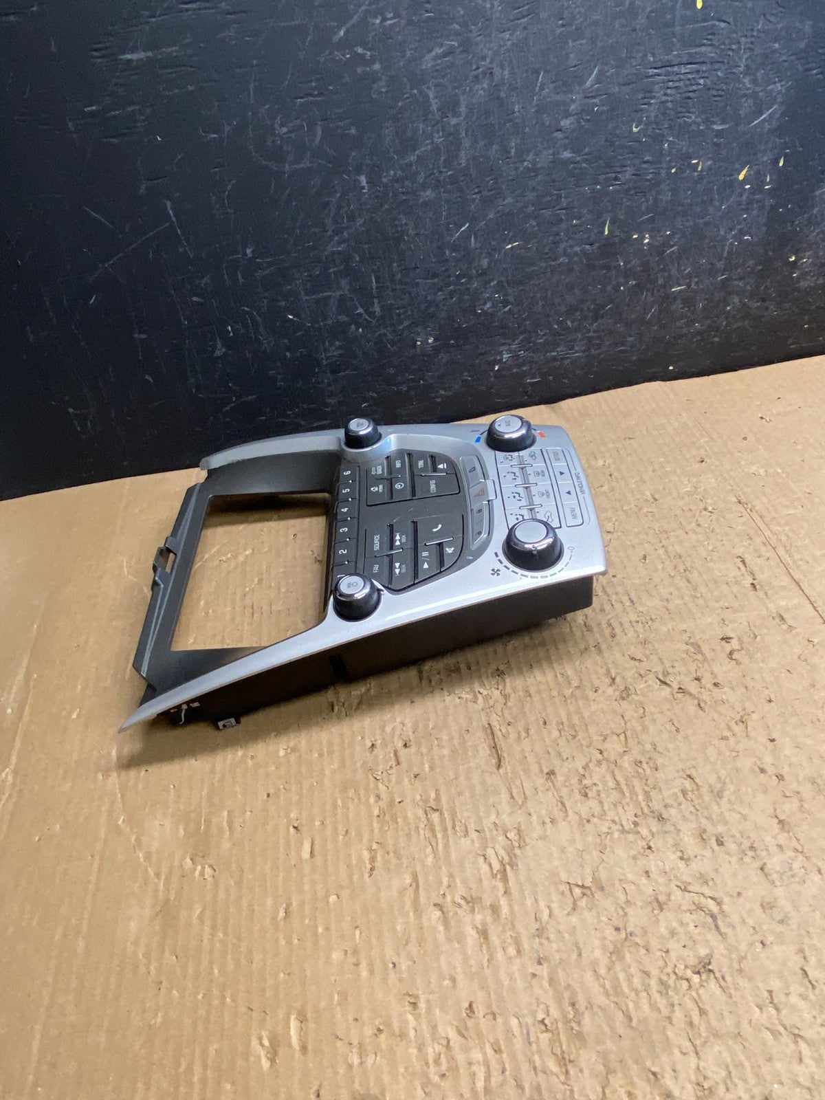 2012-2015 Chevy Equinox Terrain Radio Face Climate Control Panel Bezel AF1511 DG1