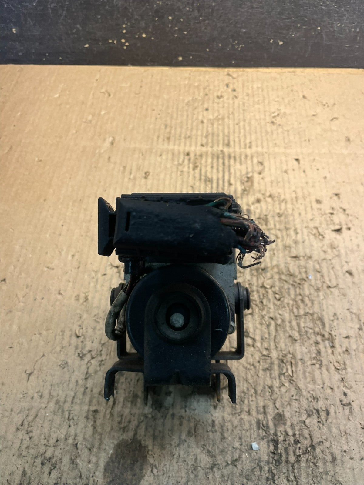 2006 2007 Ford E250 E350 Anti-Lock ABS Antilock Brake Pump v0723 DG5