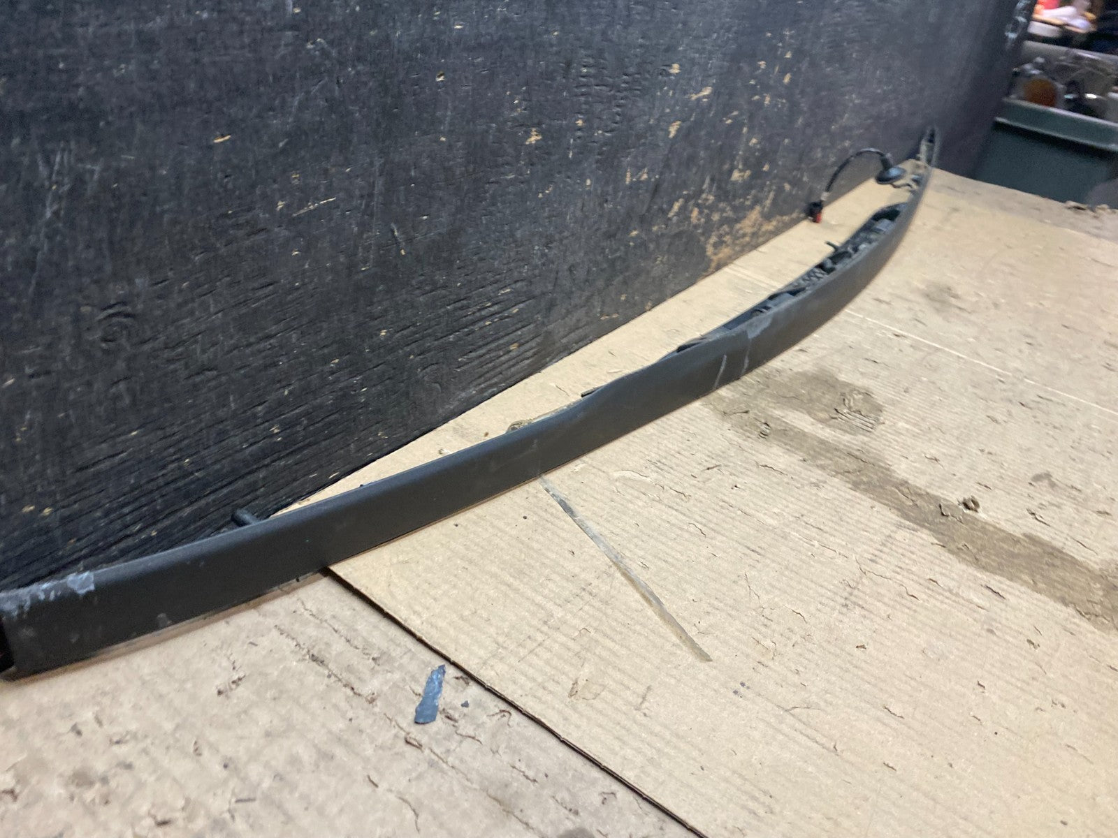 2011-2014 Ford Explorer Rear Tailgate Gate Trim Molding With Camera OEM x3532 DG2