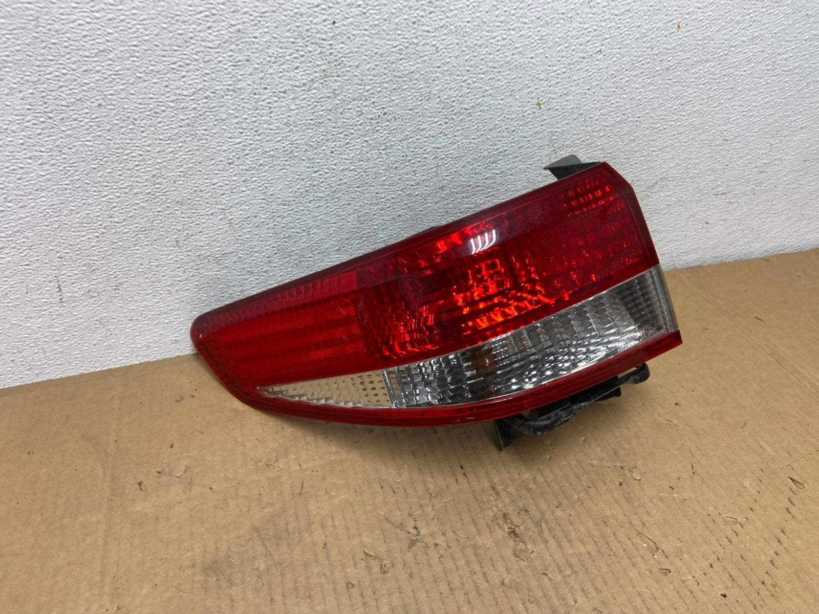 2003 to 2004 Honda Accord Sedan Left Driver Lh Side Tail light AD0963 LK2