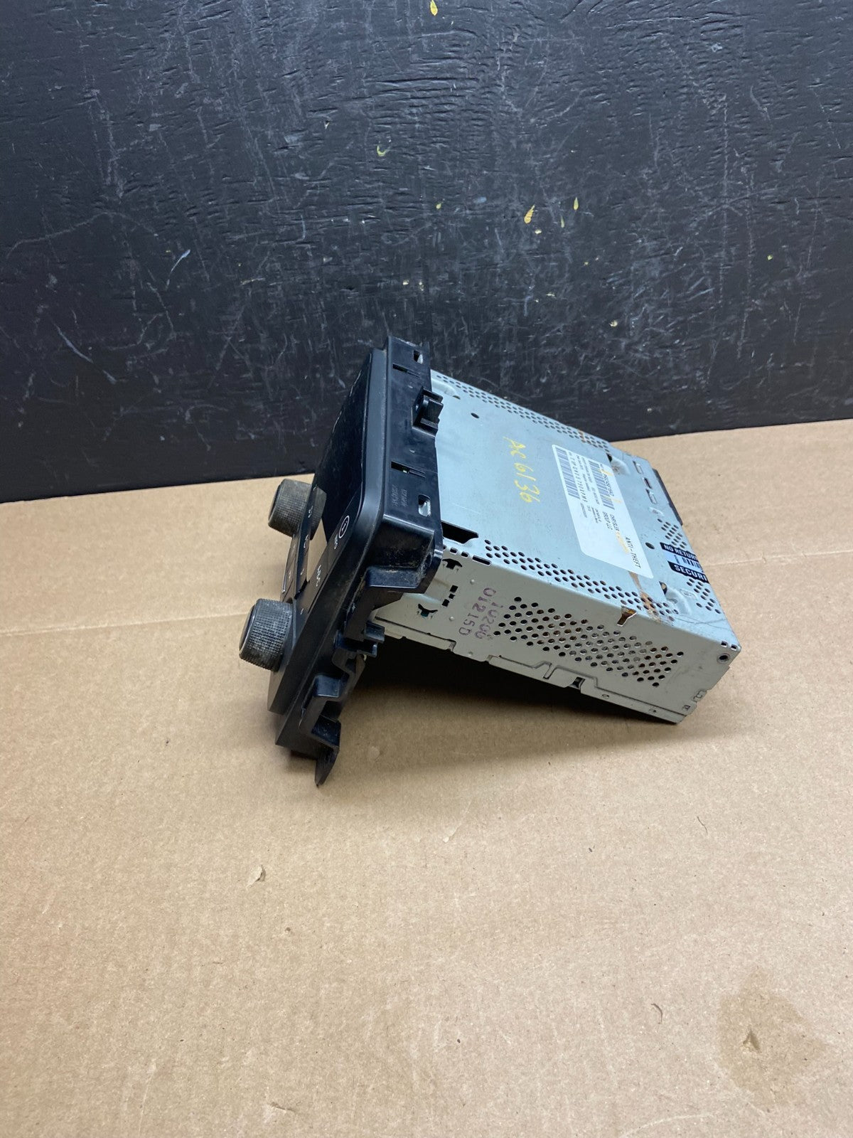 2015 to 2016 Dodge Ram 1500 Radio Screen Display AM/FM Player AC6136 DG2