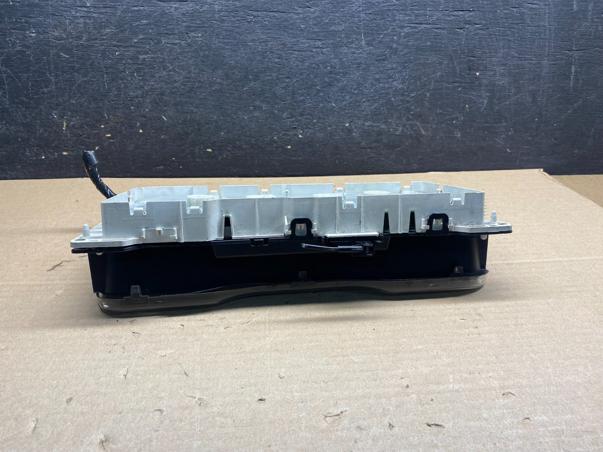 2009 to 2010 Mercury Marquis Speedometer Cluster Gauge AH9795 DW4