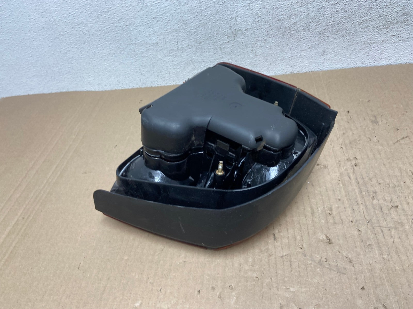 1997-2003 Volkswagen Golf MK3 Right Passenger RH Side Tail Light AE9658 LK5