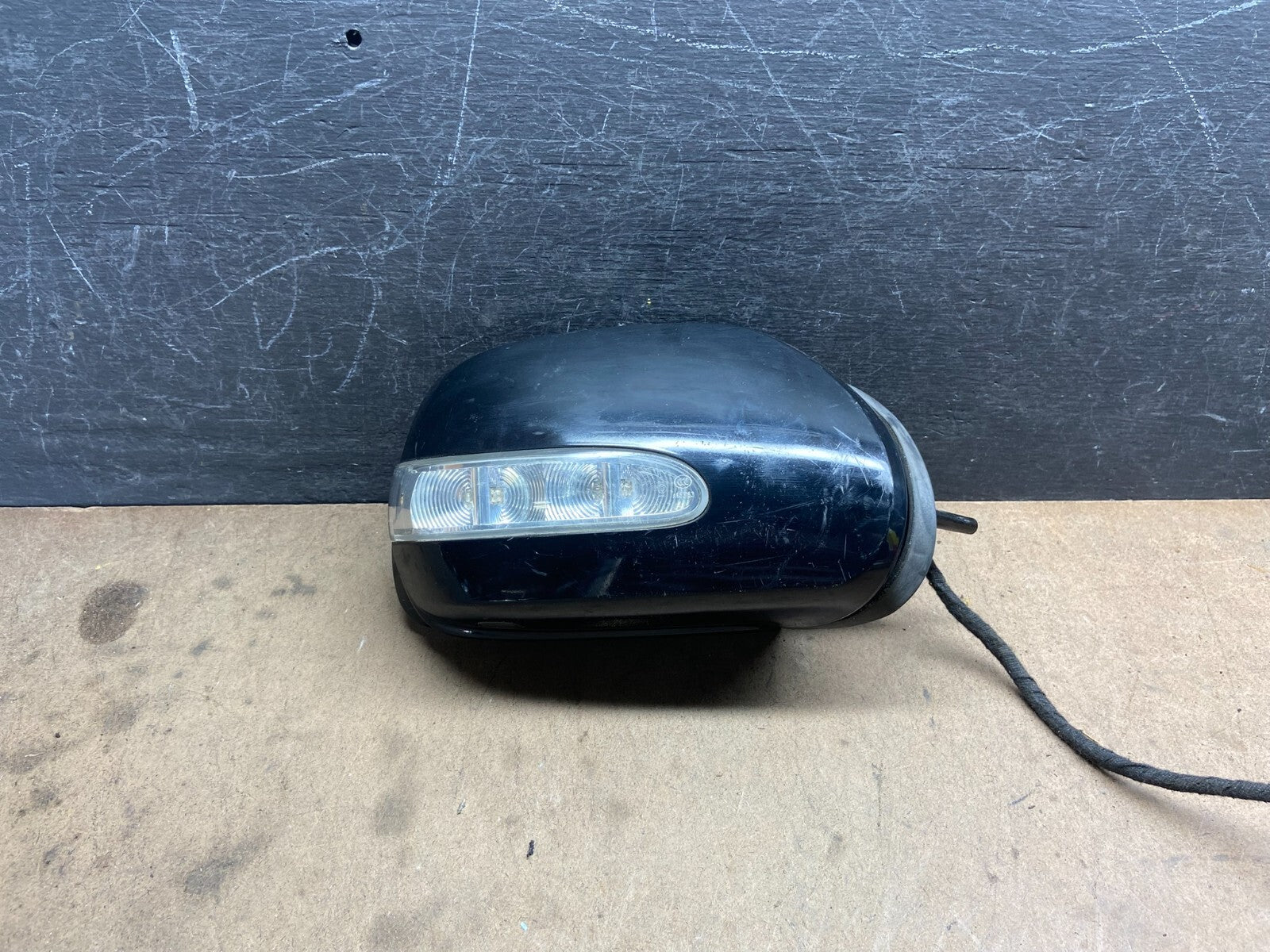 2007 2008 Mercedes GL-Class Right Passenger Side Door View Mirror OEM L1320 DG0