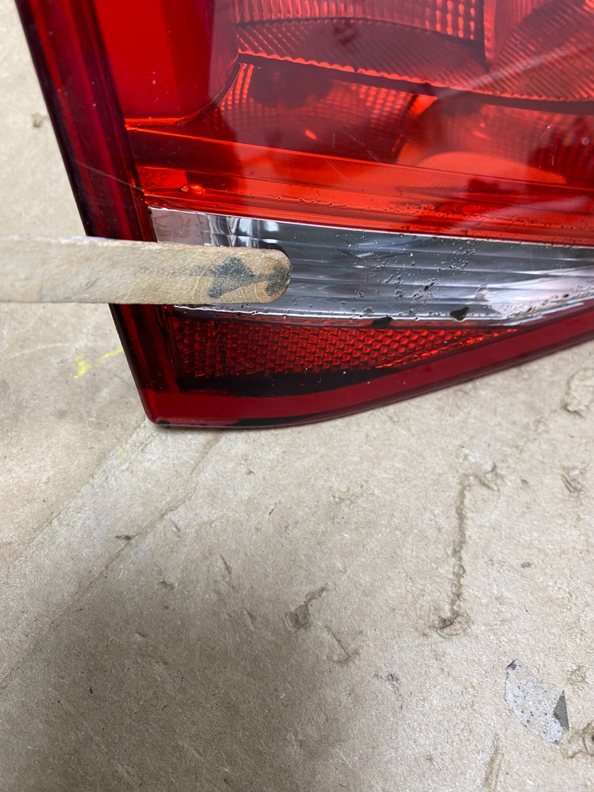 2009 2010 2011 2012 Audi A4 Sedan Left Driver Side Inner Tail Light Oem X2550 DW5