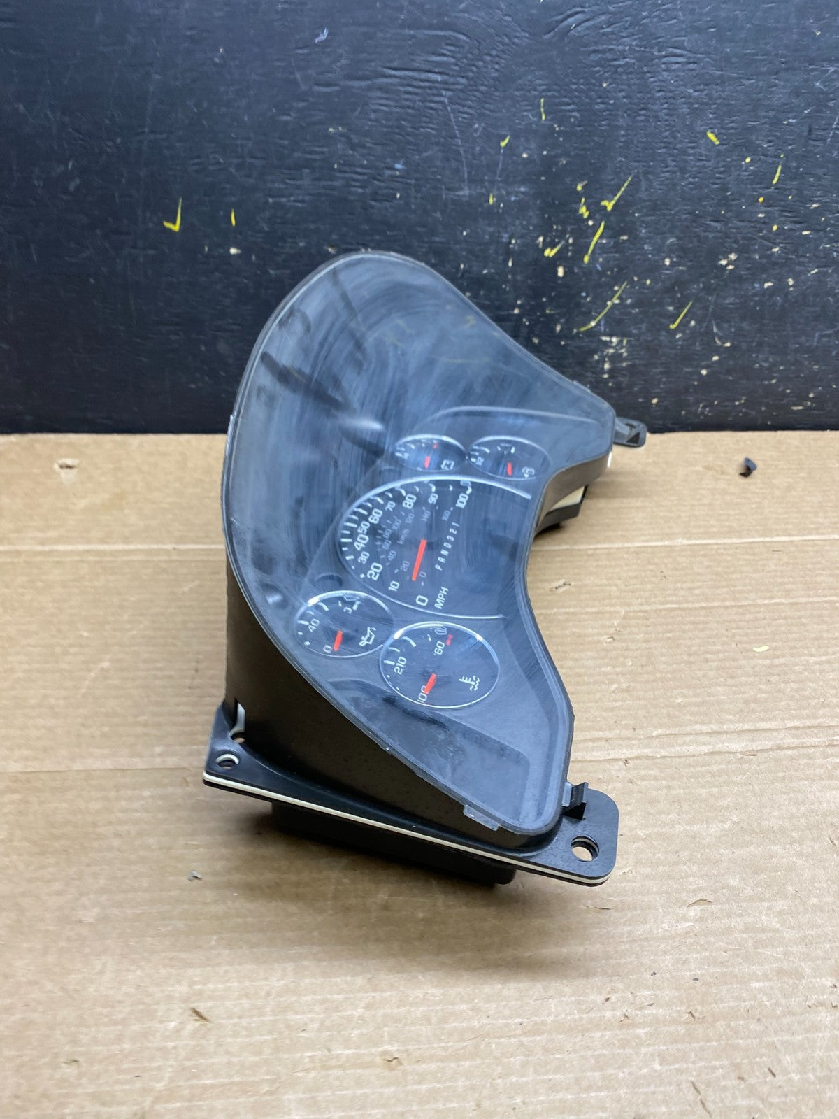 2008 to 2010 Chevrolet Express Speedometer Cluster Gauge W0276 DG1