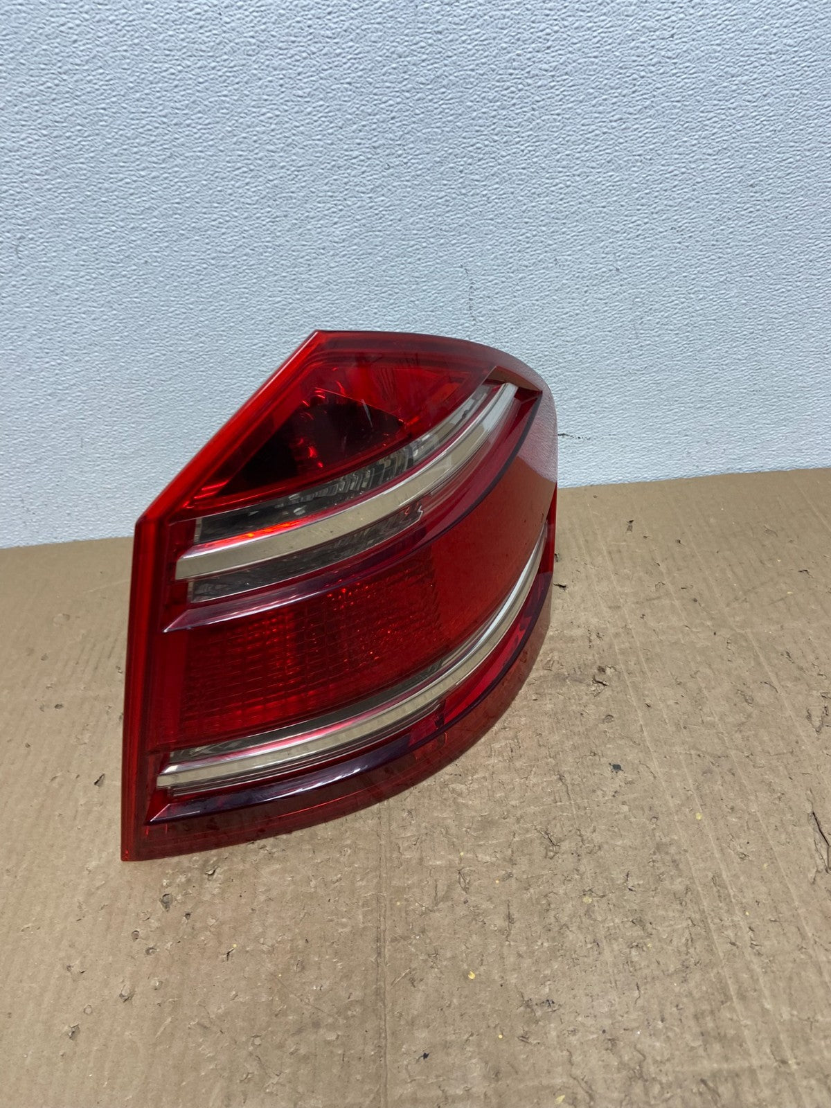 2007 to 2009 Mercedes GL-Class GL450 Right Passenger Tail Light OEM AC0095 DW2