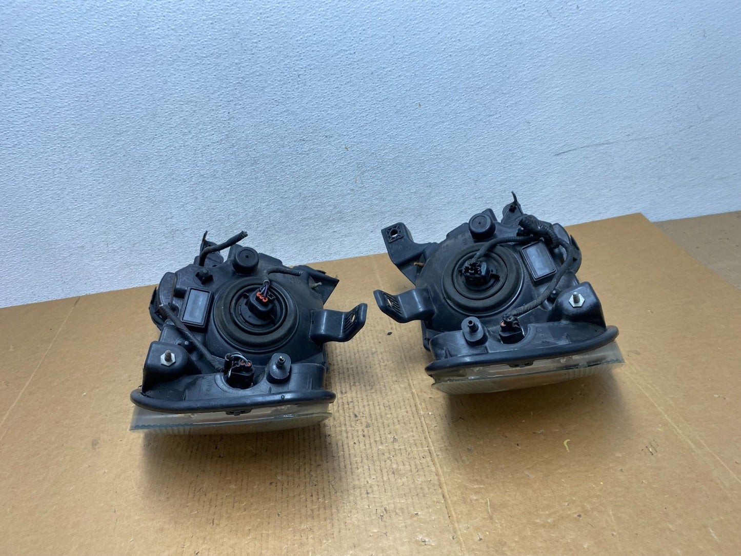 2006 2007 2008 2009 2010 Ford Explorer Left+Right Set Headlights AE0385 DW10