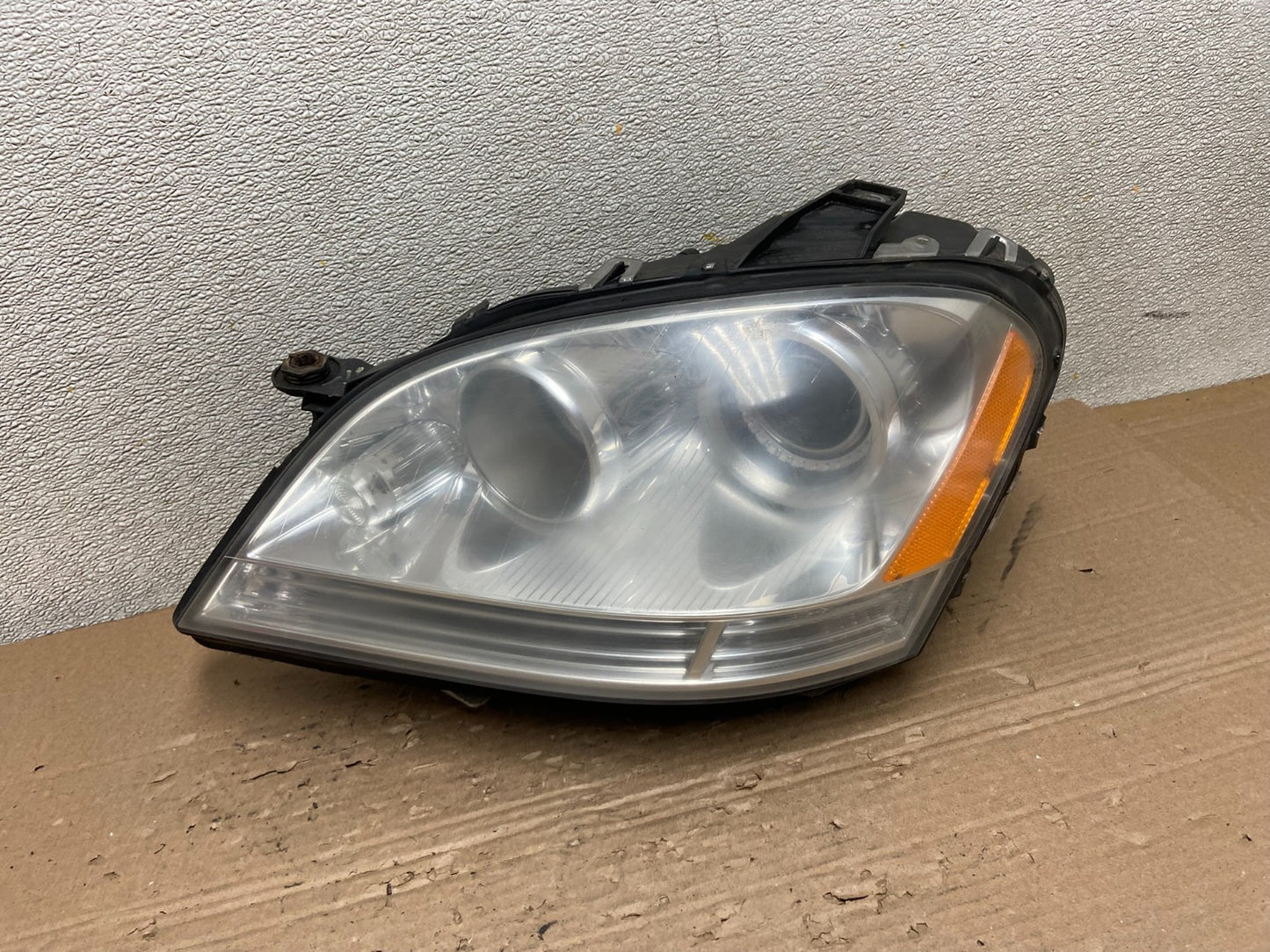 XENON 2006-2009 Mercedes-Benz ML-Class Headlight Left Driver LH OEM AB1224 DW0