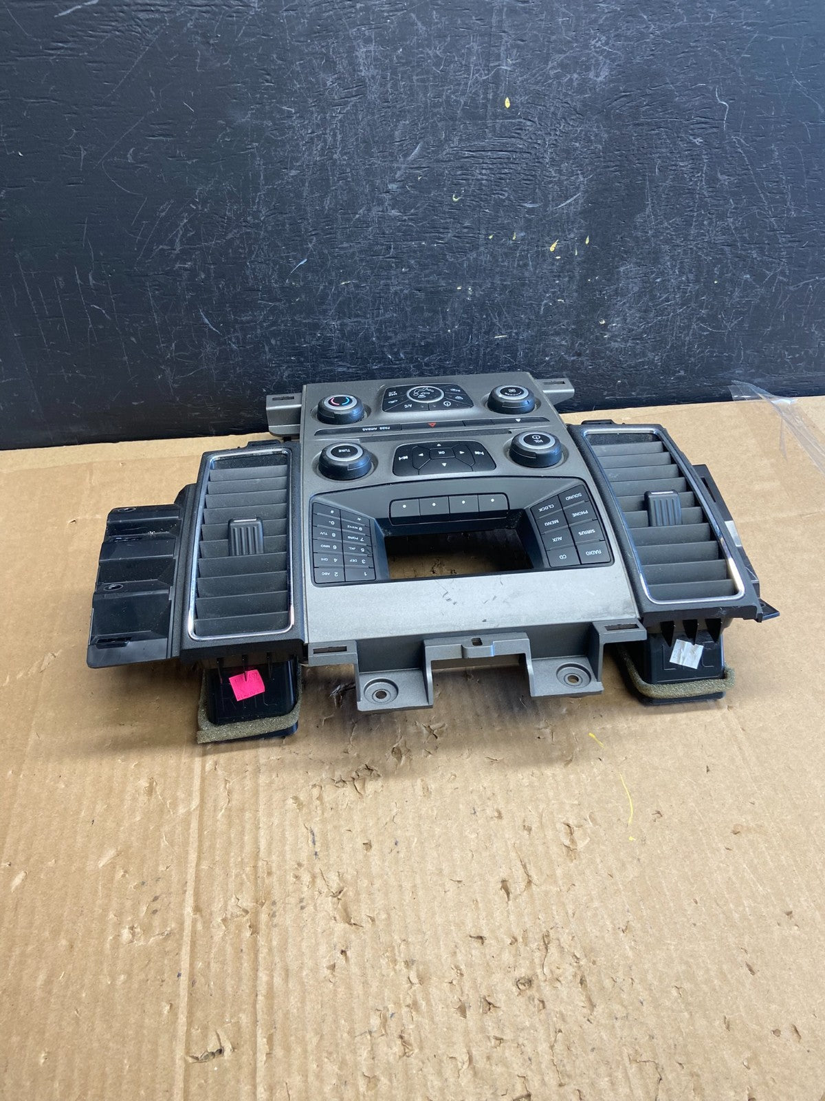 2010-2012 Ford Taurus Front Center Console Climate Radio Control Panel ad2287 DG3