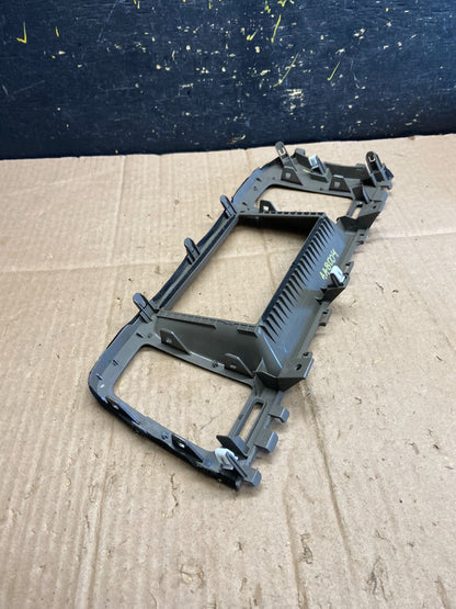 2009-2010 Nissan Murano Radio Center Console Display Bezel Air Vent OE AA8004 DG3