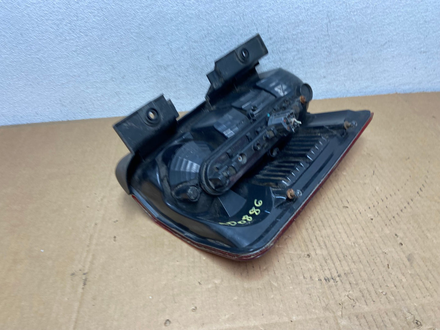 2008 to 2012 Jeep Liberty Right Passenger RH Side Tail Light AD0886 LK5