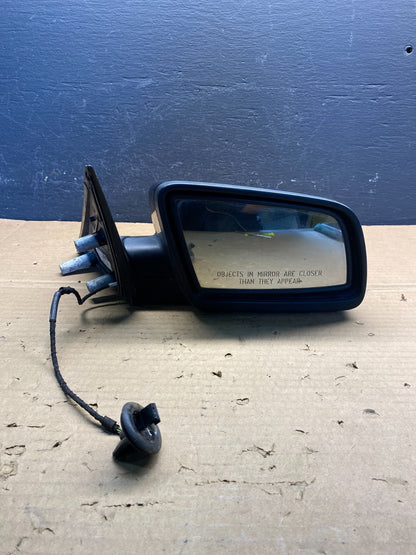 2004 - 2006 BMW 5-Series 525i 530i Right Passenger RH Door View Mirror AC87995