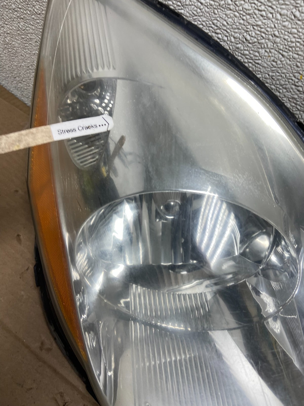 2006 to 2010 Toyota Sienna Right Passenger Rh Side Headlight Halogen AB1361 DW4