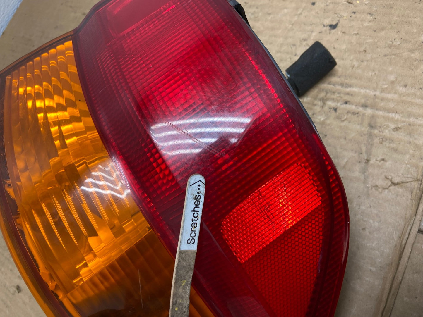 2002 2003 2004 Honda Odyssey Right Passenger Side Tail Light AC8277 LK3