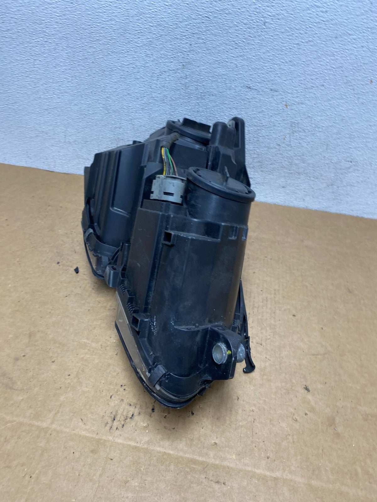 2008-2011 Mercedes C-Class C350 C300 Left Driver Halogen Headlight AD4626 DW5