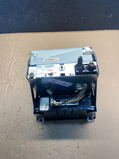 2001 2002 Lincoln LS Radio 6 CD Dual Climate Control Panel AC7910 DG5