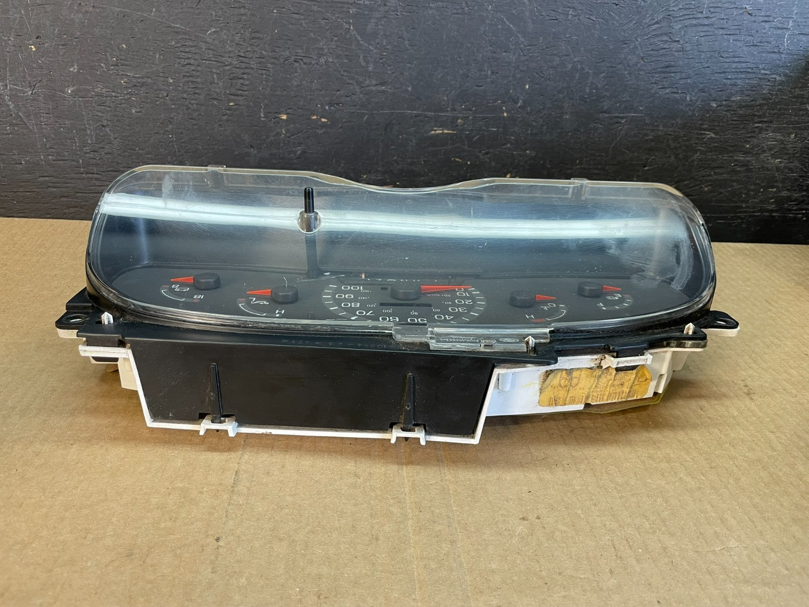 1999 to 2003 Ford E150 E250 E350 VAN Gauge Speedometer Cluster AF3581 DG4