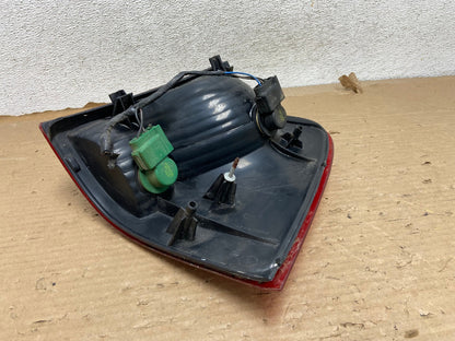 2002 to 2005 Ford Explorer Left Driver Lh Side Tail light AG8303 LK4
