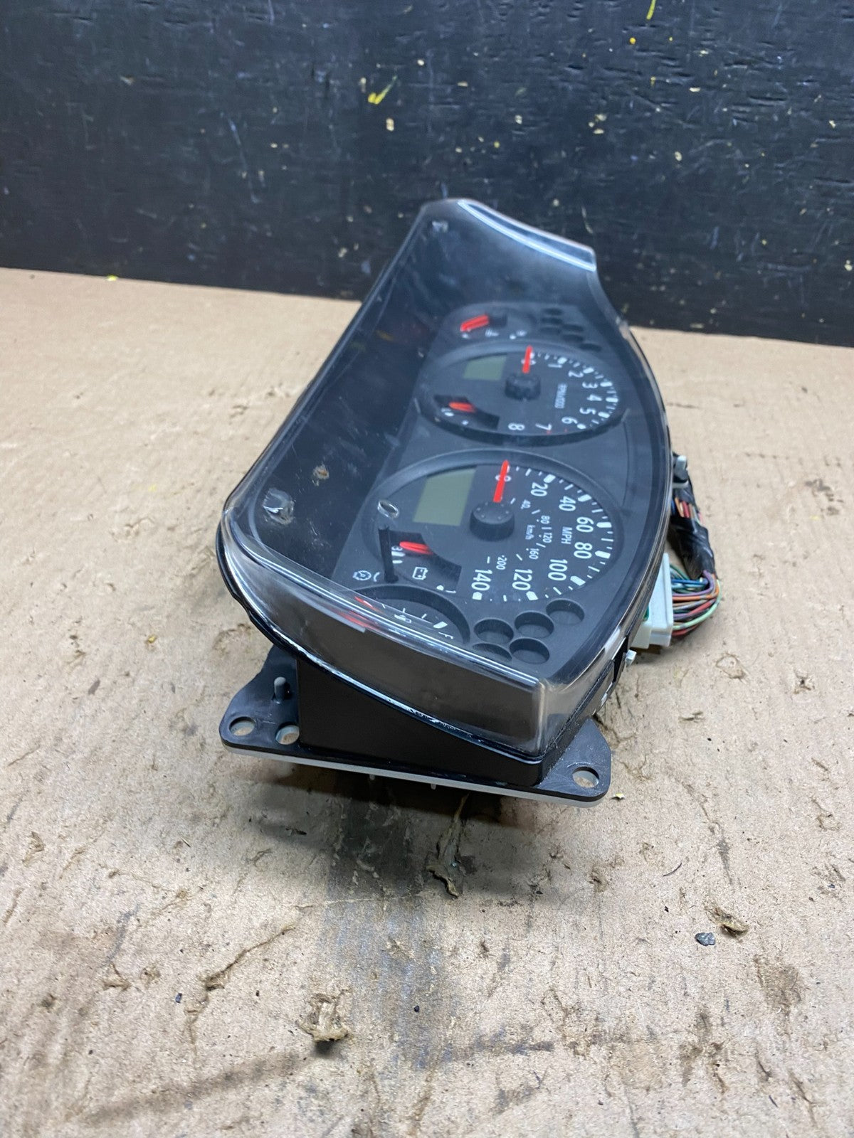 2005 Nissan Xterra Frontier Speedometer Cluster Gauge OEM Q9315 DG3