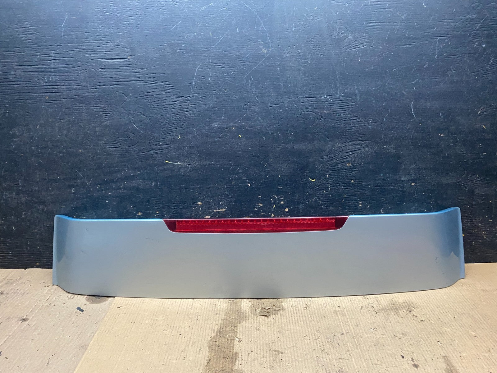 2005 to 2011 Hyundai Accent Trunk Lid Hatch 3rd Brake Light Spoiler X3417 DG0