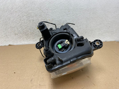 2008 to 2016 Chrysler Town and Country Left Driver Lh Side Headlight AH0888 DW7