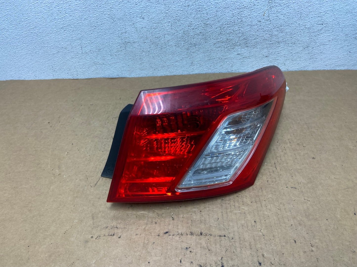 2007 - 2009 Lexus ES350 Right Passenger RH Side Tail Light AD4745 LK2