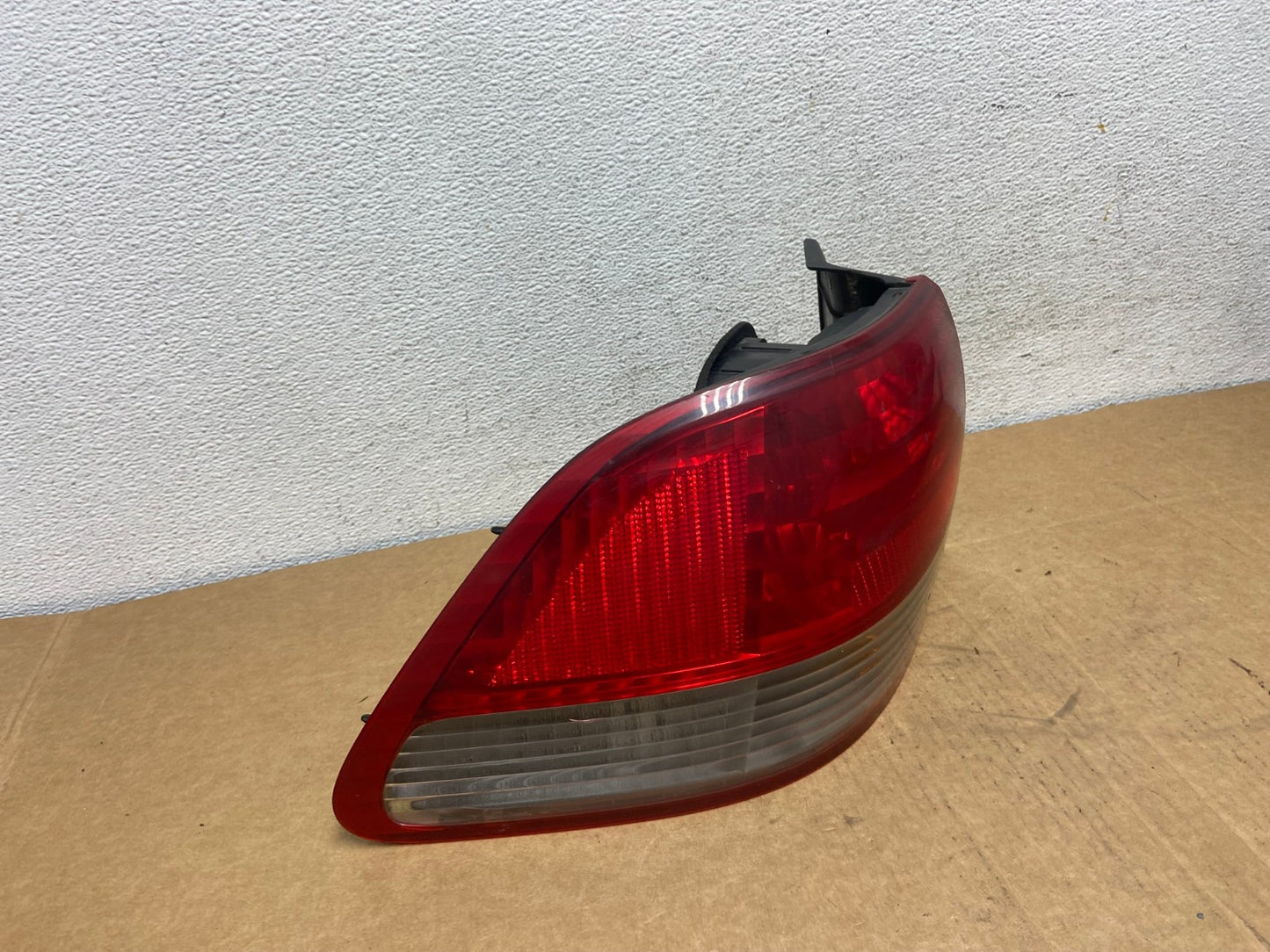 2001 to 2002 Honda Accord Sedan 4door Left Driver LH Tail Light AD5430 LK2